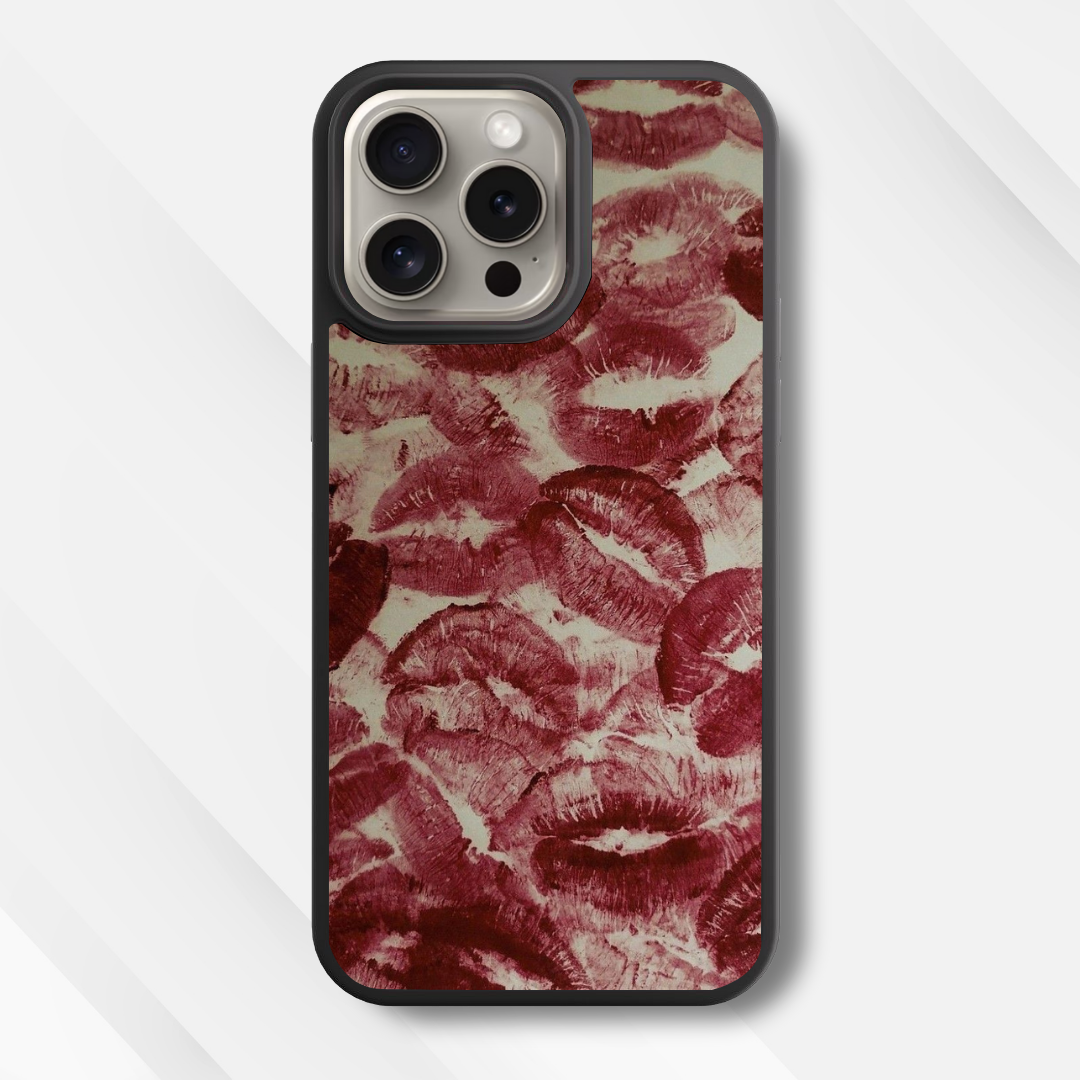 Lipstick Kiss Glass Case